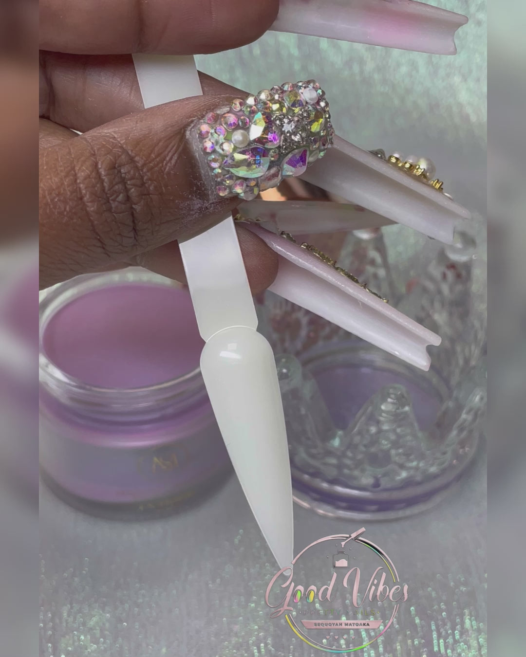 LOVELY GRAPE (GLOW)